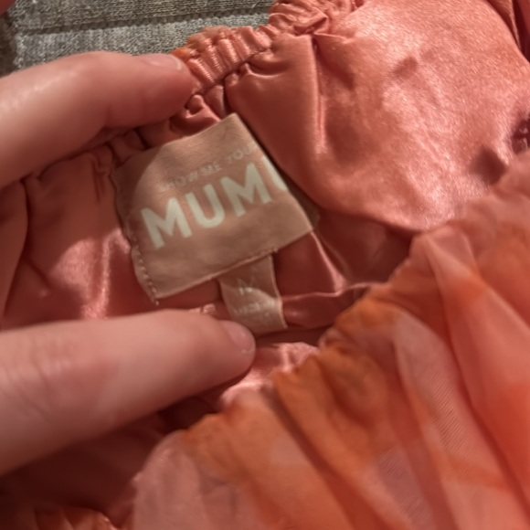 Floral Ruffle Off-Shoulder Top - Picture 2 of 2